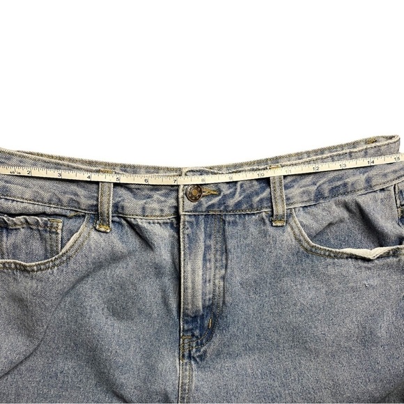 Lioness High Waisted Loose Fit Jeans - Picture 3 of 10